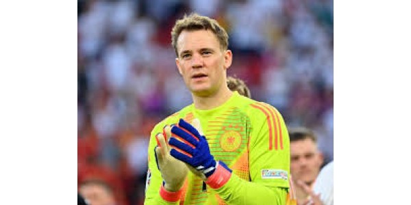 Manuel Neuer verlängert seinen Vertrag mit der Mannschaft bis zum 30. Juni 2026